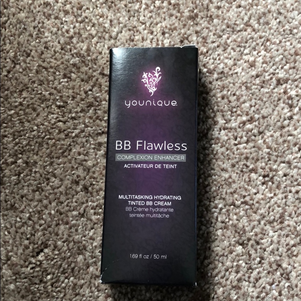 BB Flawless complexion enhancer